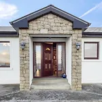 Makeelan House * Renvyle