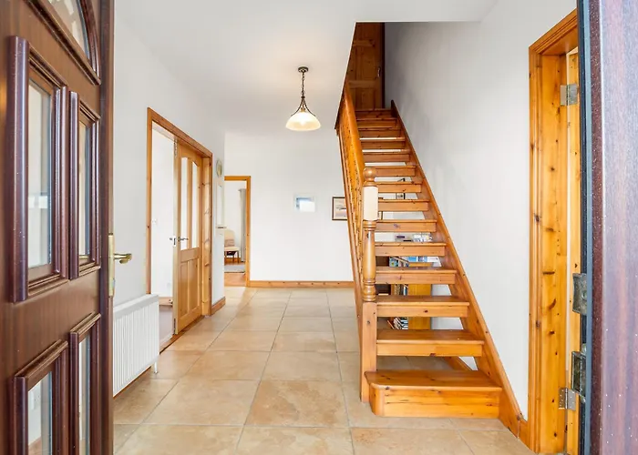 Holiday home Makeelan House